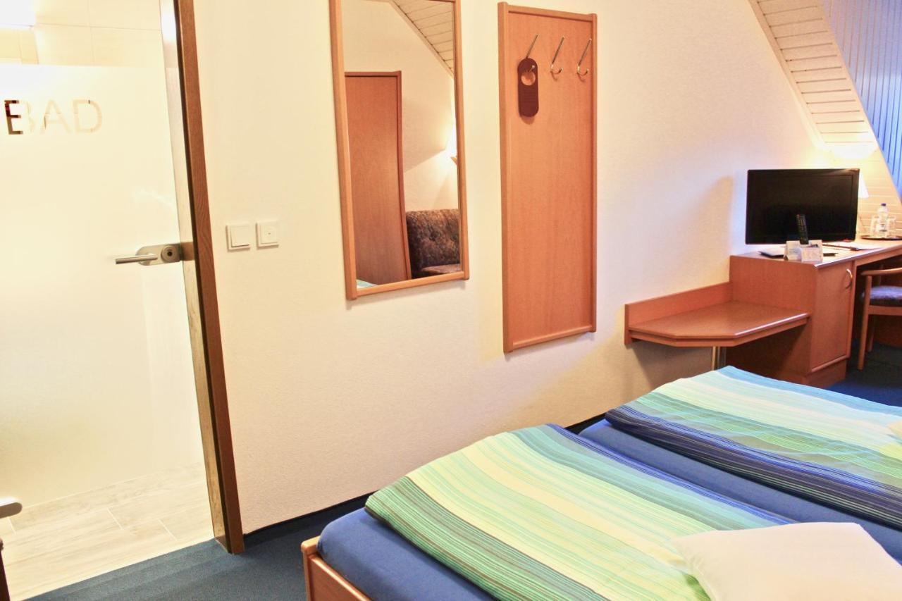 Hotel Zum Schwarzen Baeren Vohenstrauss Exterior foto